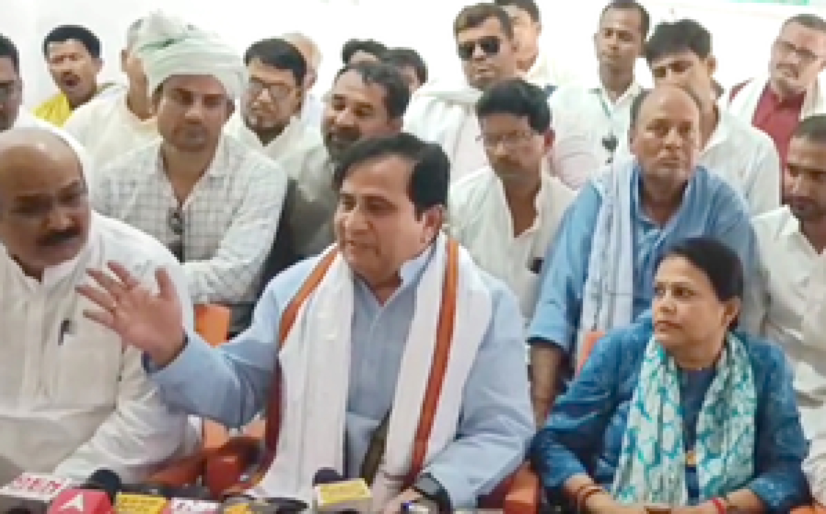 कांग्रेस नेता शकील अहमद ने 400 पार को लेकर भाजपा पर किया तंज