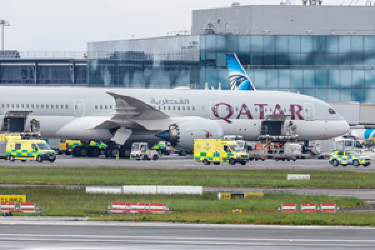 दोहा-डबलिन Qatar Airways उड़ान में टर्बुलेंस के कारण 12 लोग हुए घायल