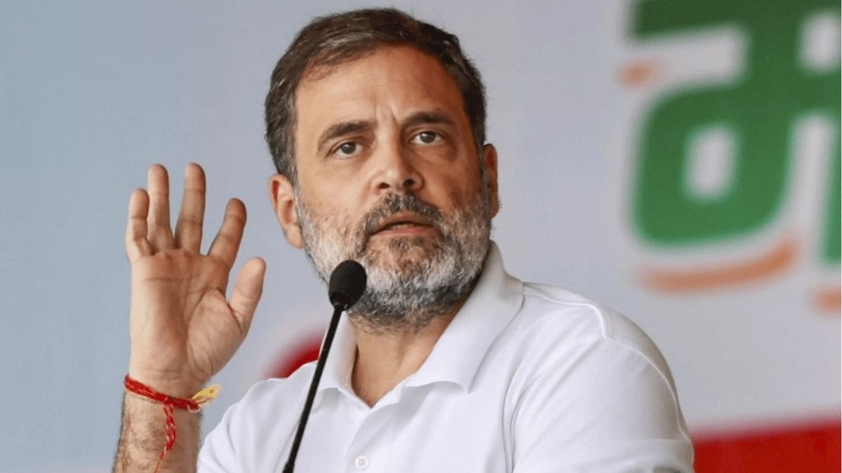 इंदौर में दूषित पानी से प्रभावित परिवारों से मिले राहुल गांधी