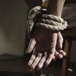 वाराणसी के कपसेठी क्षेत्र से लापता हुई किशोरी और उसकी तलाश में जुटी पुलिस टीम।