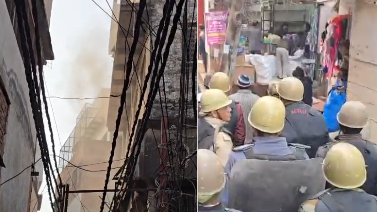 वाराणसी की दाल मंडी गली में सड़क चौड़ीकरण के लिए भारी पुलिस बल की तैनाती के बीच मकानों को तोड़ते प्रशासन के अधिकारी।