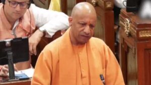 उत्तर प्रदेश की विधानसभा में आज माहौल तब गर्मा गया