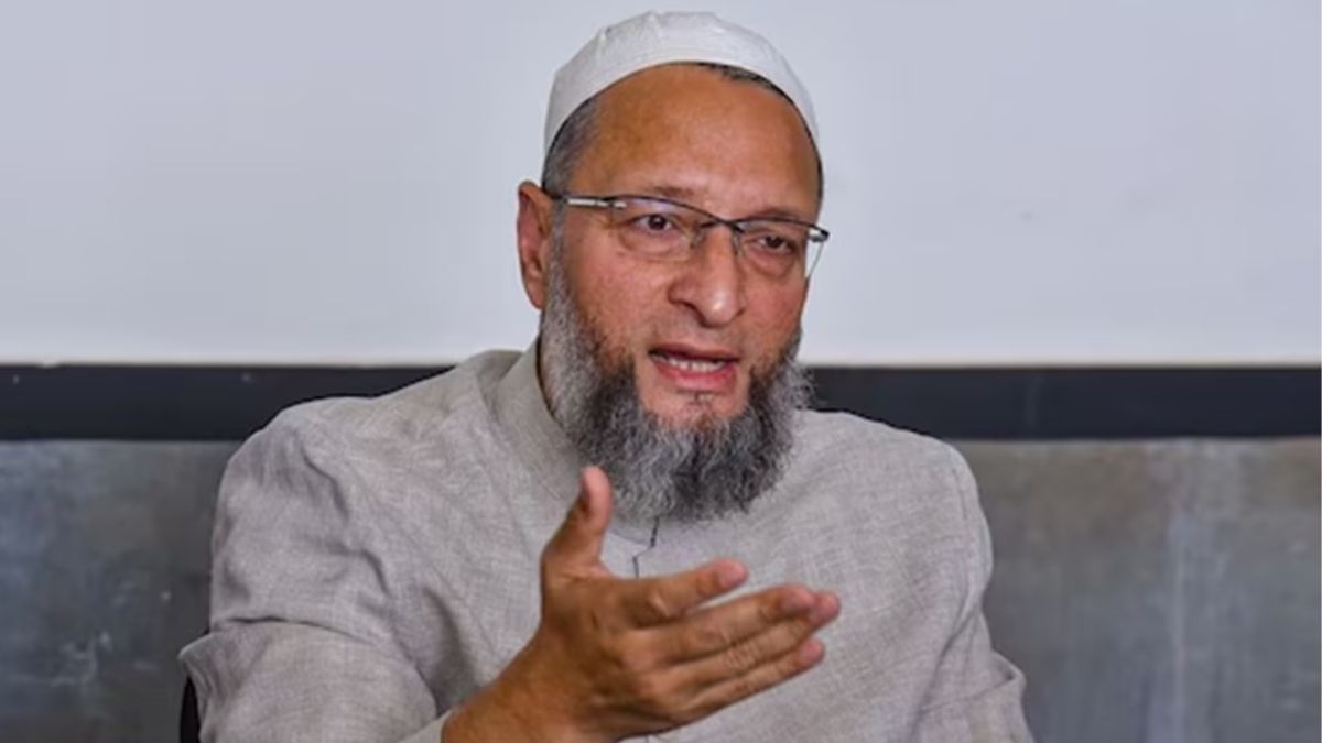 धर्म या संविधान? ओवैसी ने देशभक्ति की परिभाषा पर छेड़ी बहस