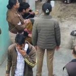 मथुरा के खप्परपुर गांव में सामूहिक आत्महत्या की घटना, जहां एक परिवार के पांच सदस्यों की मौत हुई।