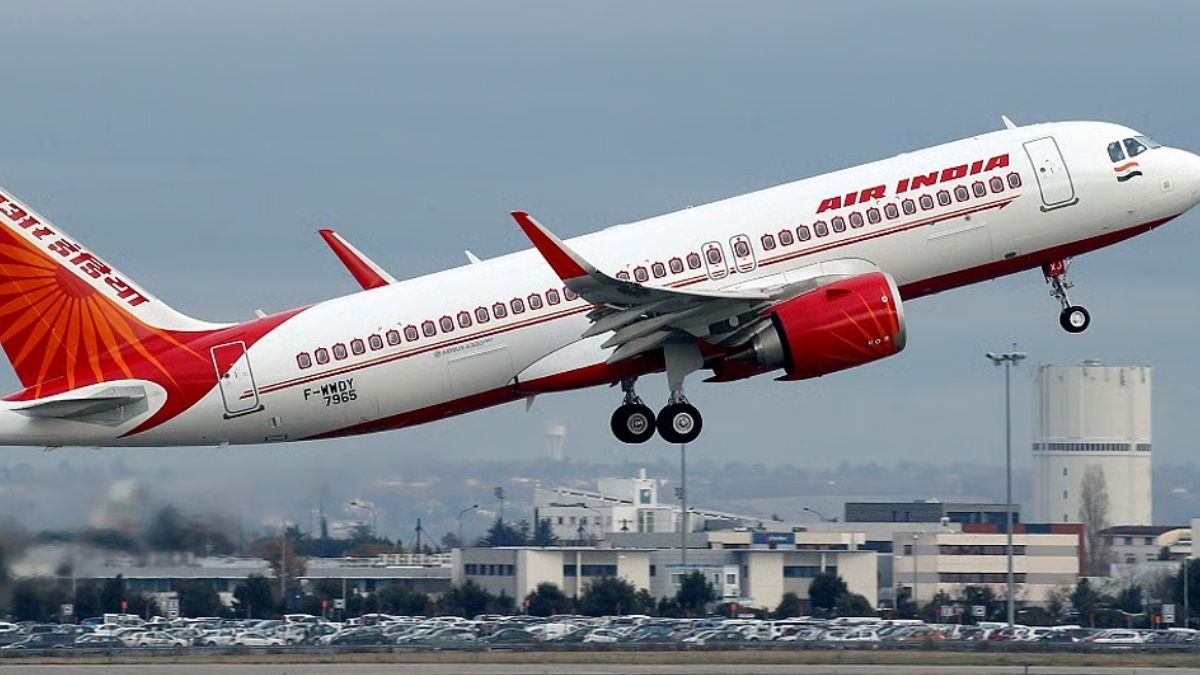 एयर इंडिया पर DGCA का बड़ा एक्शन