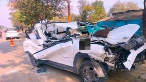 सुलतानपुर में सड़क हादसे ने छीनी मां-बेटे की जिंदगी,