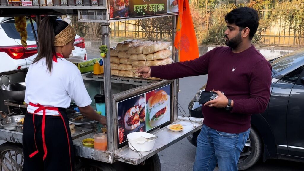 चंद्रिका दीक्षित