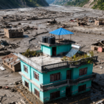 नेपाल की तबाही में कैसे बचा ये मकान?