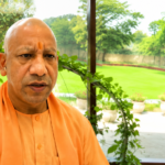 PM मोदी की राह पर CM योगी!