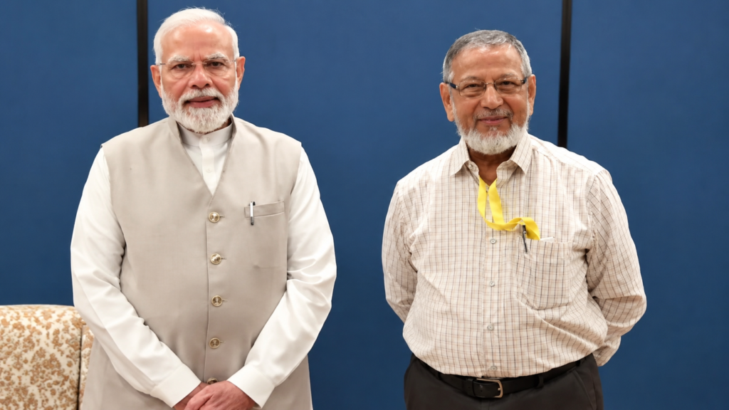 PM मोदी