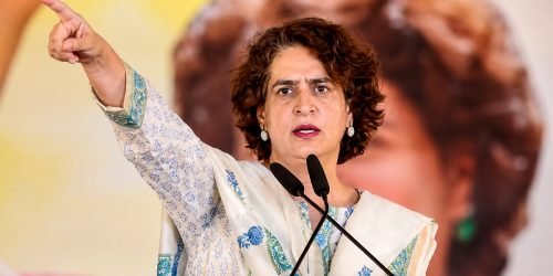 प्रियंका गांधी के बयान पर लोकसभा में हंगामा