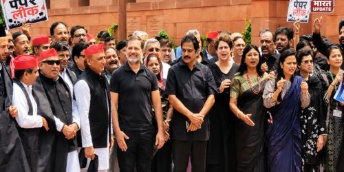 राहुल-प्रियंका-अखिलेश
