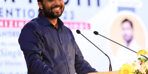 क्या खान सर की कोचिंग पर लग सकता है ताला?