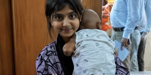 7 महीने के बेटे को पाने के लिए अदालत पहुंची जुई